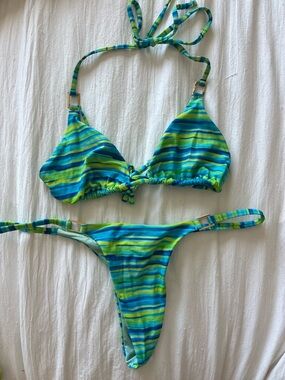 Glassons bikini set